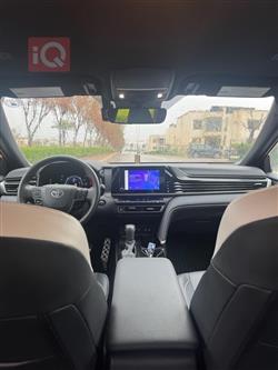 تۆیۆتا کامری